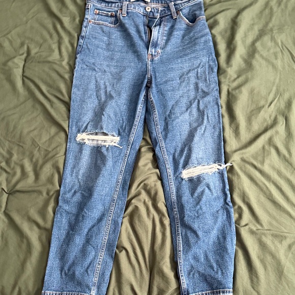 Abercrombie Curve Love Ultra High Rise Ankle Straight Jeans size 28 - Picture 3 of 4